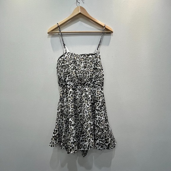 Trixxi women's size S animal print cheetah romper jumpsuit - Picture 2 of 4